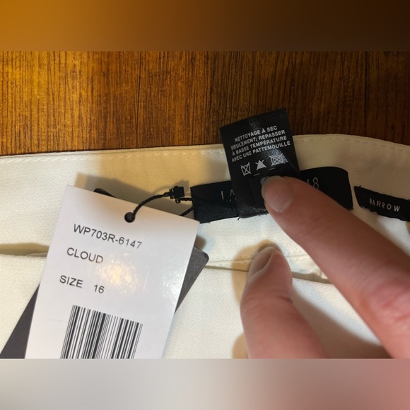 NWT! Lafayette 148 New York Barrow White Lined Pants size 16W- HAS MARKS - Picture 12 of 16